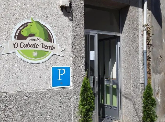 Hotel cerca del colegio: O Cabalo Verde